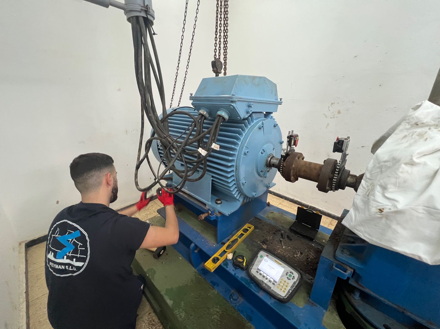 Servicio de Alineación Láser PEYMAN